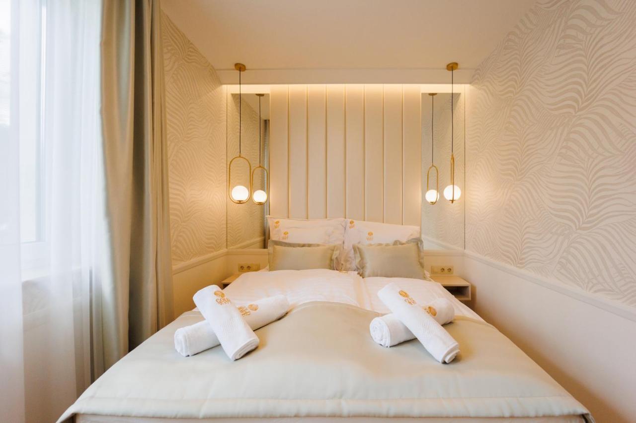 Gold Wave Apartments Siofok Ngoại thất bức ảnh